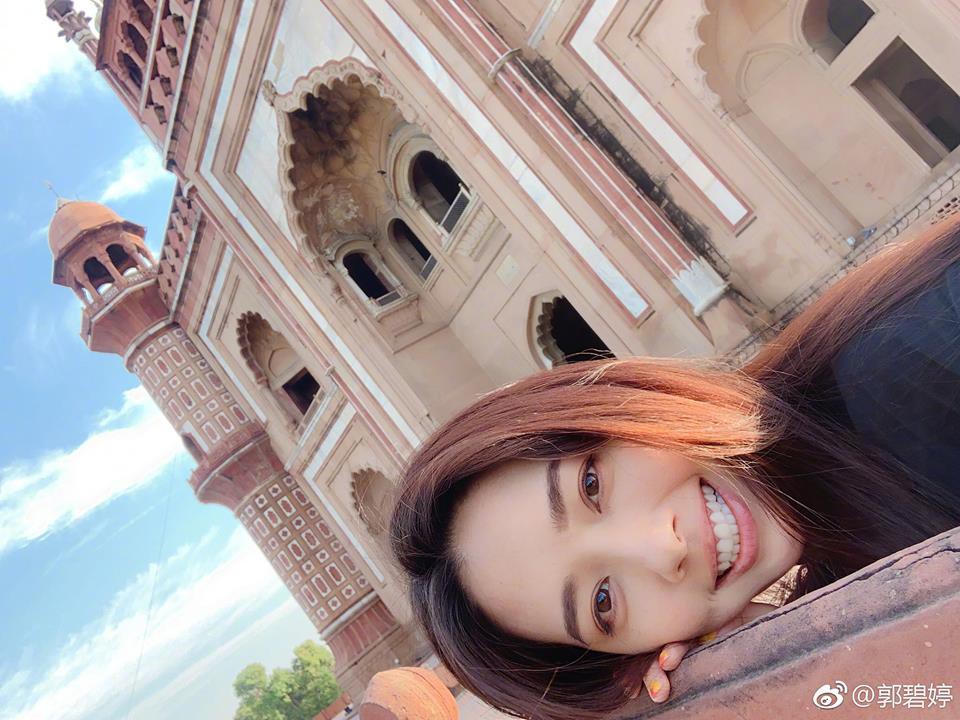 Hội bạn gái tin đồn đẹp như tiên làm gì, phản ứng ra sao giữa tâm bão bê bối chấn động của Seungri, Jung Joon Young?