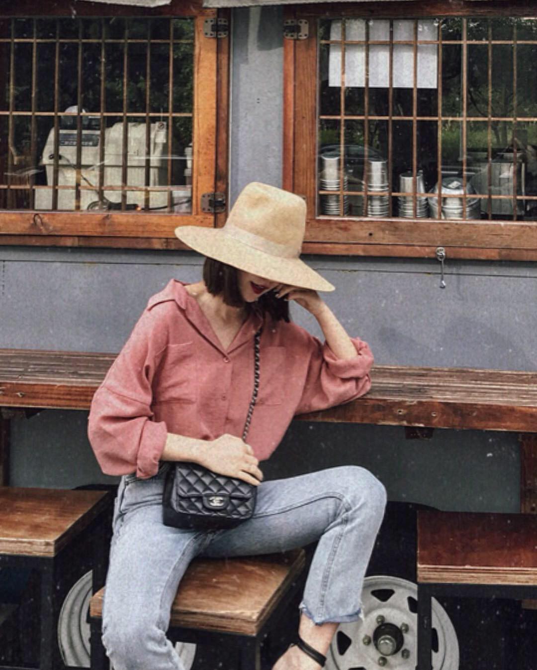 Ngoài 30 tuổi, hãy yên tâm đầu tư vào 4 items này bởi tất cả đều đẹp và trendy đến nỗi bạn sẽ muốn diện đi diện lại