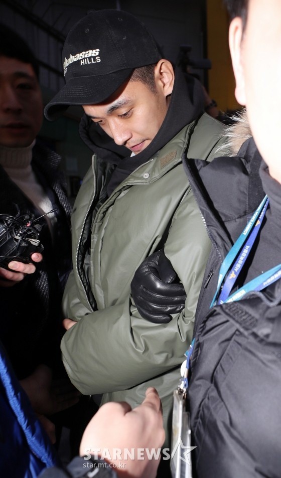 Nhìn cuộc đời của nạn nhân bị tung ảnh nóng, bị cưỡng hiếp mới thấy được tội ác khó dung thứ của Seungri và những người bạn