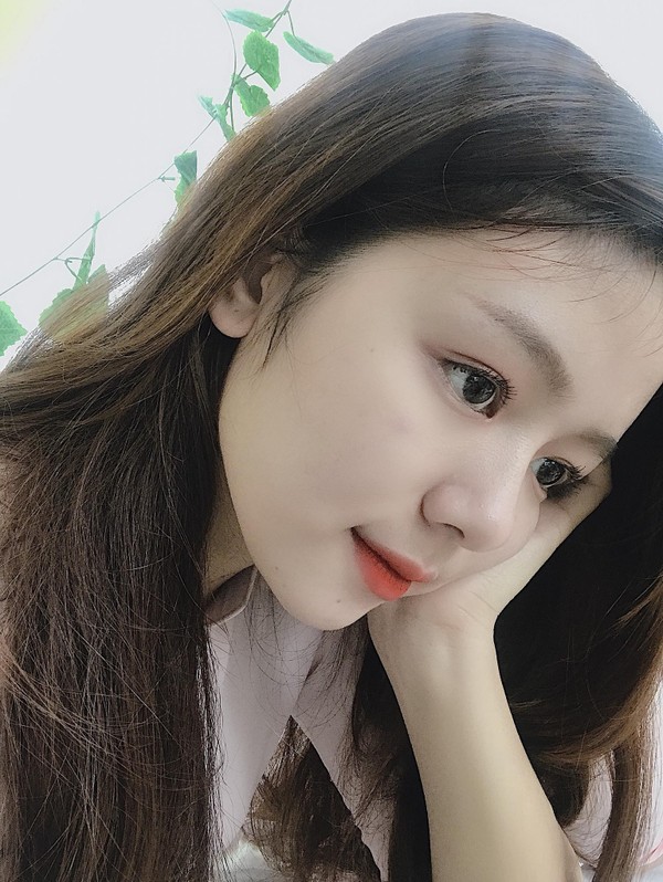 Nữ điều dưỡng gây sốt MXH vì tấm ảnh ngủ gật, nhưng thông tin về cô khiến nhiều người hụt hẫng