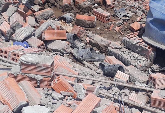 Trời ơi, chết thằng con tôi