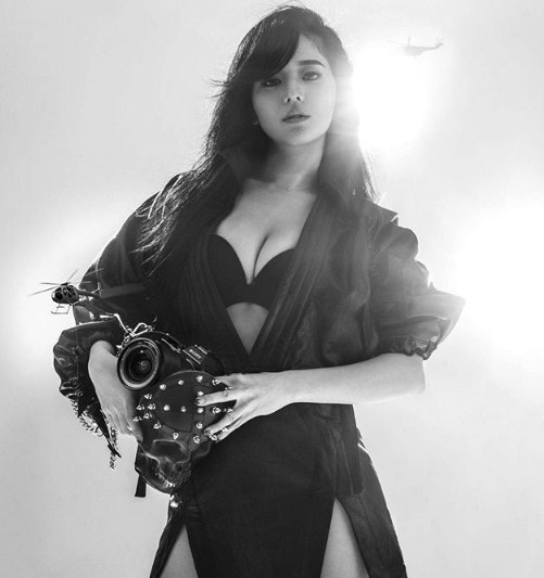 Nữ hoàng phim 18+ tuyên bố gỡ bỏ toàn bộ video nhạy cảm vì lý do bất ngờ