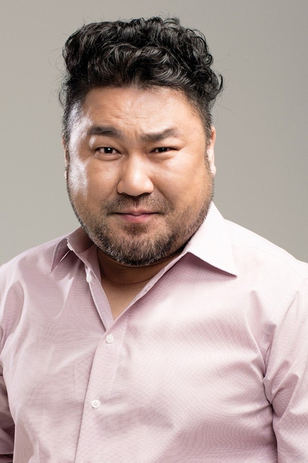 Lộ diện dàn cast ‘cực khủng’ của bom tấn ‘Club Burning Sun’, dựa trên bê bối tình dục chấn động của Seungri và Jung Joon Young?