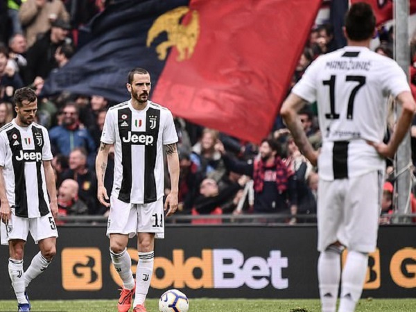 Clip: Ronaldo vắng mặt, Juventus nhận trận thua đầu tiên tại Serie A