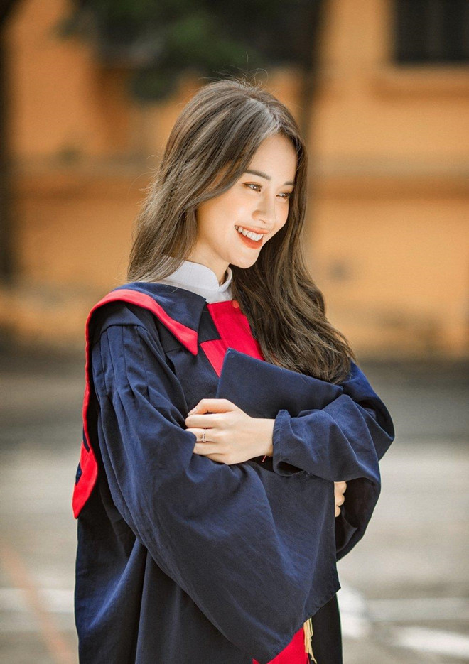 Á khôi sinh viên 2016: Không mong nổi tiếng, không muốn vào showbiz