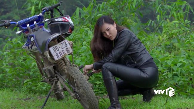 Nữ đại gia gây sốc với cảnh giường chiếu cùng Bình An: Ngoài đời cũng là đại gia, có gia đình đáng ngưỡng mộ