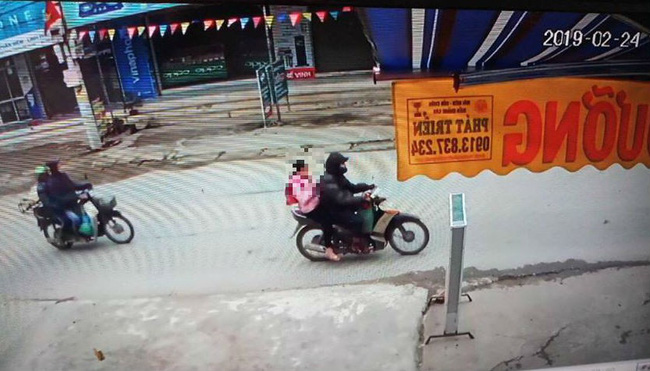 Vụ bé gái lớp 9 bị xâm hại ở vườn chuối: Mẹ chua xót kể lại giây phút con gái kiệt sức thoát khỏi tay đối tượng