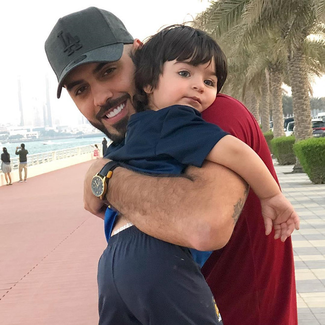 Cuộc sống của trai đẹp bị trục xuất sau 6 năm nổi đình đám trên mạng Cuộc sống của trai đẹp bị trục xuất sau 6 năm nổi đình đám trên mạng