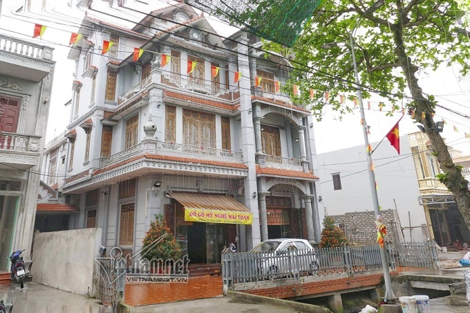 Làng tỷ phú ở Nam Định, cách vài chục mét có một dinh thự