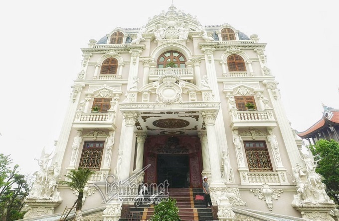 Làng tỷ phú ở Nam Định, cách vài chục mét có một dinh thự