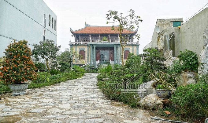 Làng tỷ phú ở Nam Định, cách vài chục mét có một dinh thự