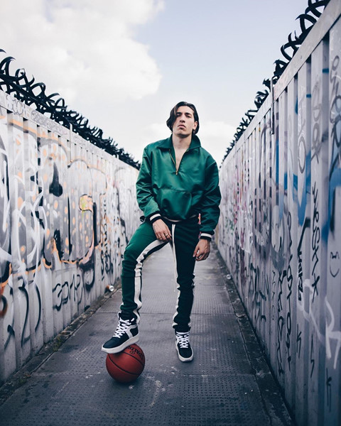 Phong cách thời trang cầu thủ nào ấn tượng nhất?