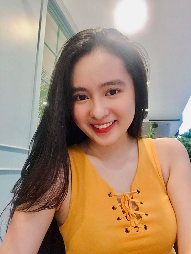 Tân Hoa khôi ĐH Tôn Đức Thắng dịu dàng với gương mặt tròn phúc hậu