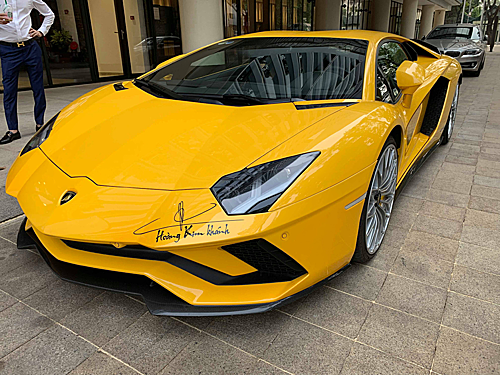 Dàn siêu xe Lamborghini, Ferrari, McLaren trăm tỷ tụ hội tại Sài Gòn