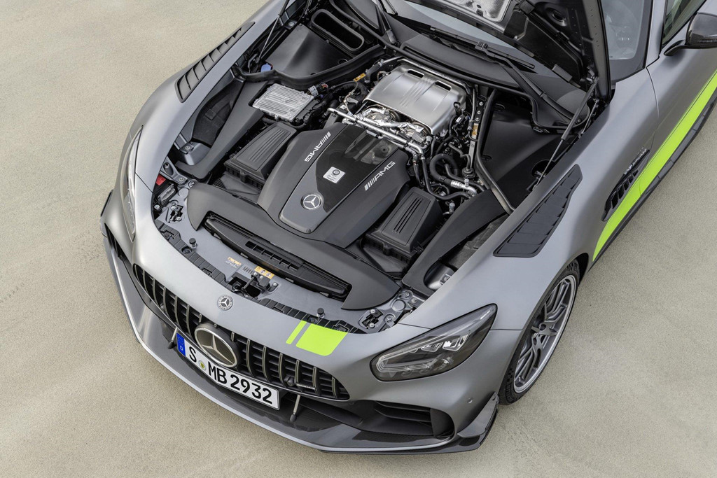 Xe thể thao hardcore nhất của Mercedes-AMG có giá 250.000 USD Xe thể thao hardcore nhất của Mercedes-AMG có giá 250.000 USD