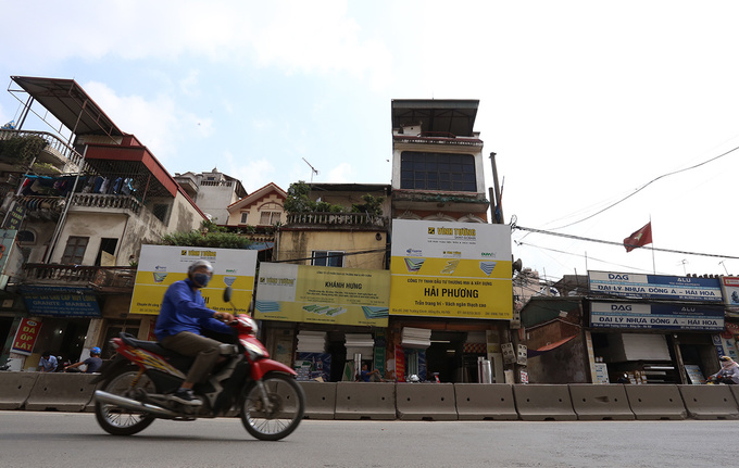 Đường Trường Chinh dở dang sau 5 năm thi công mở rộng