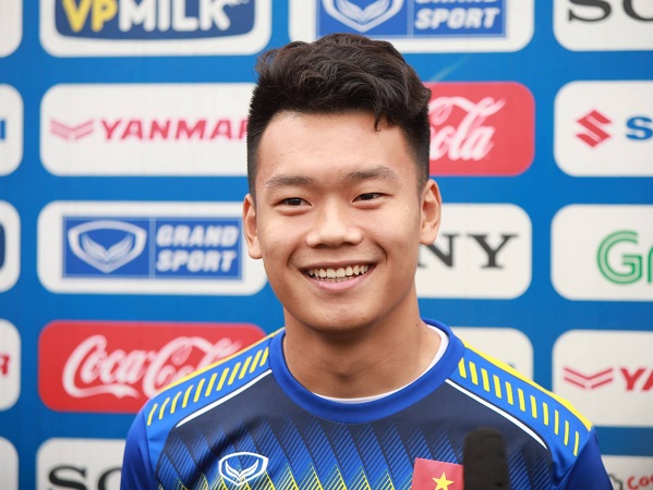 Trung vệ Thành Chung gửi lời nhắn đặc biệt tới các đồng đội bị loại ở U23 Việt Nam