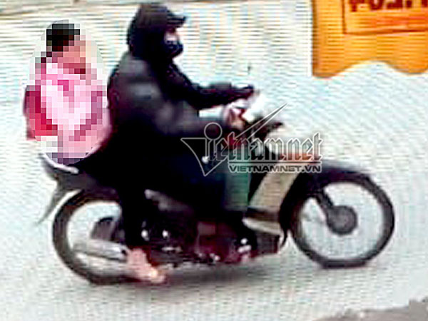 Bé gái bị xâm hại ở vườn chuối: Yêu cầu lạ từ gia đình yêu râu xanh