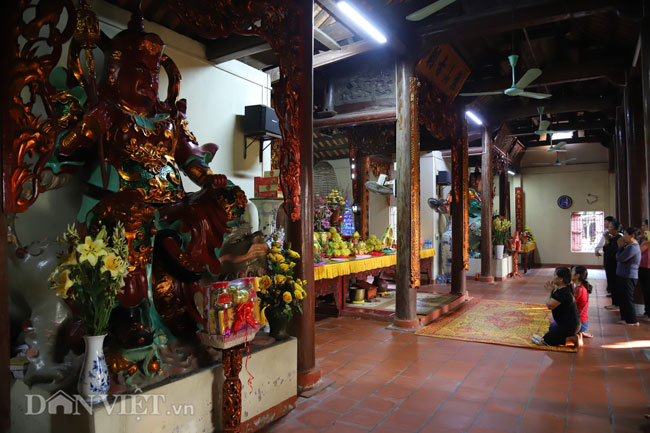 Video ảnh: Bí ẩn ngôi chùa không có hòm công đức và nhục thân Thiền sư 300 năm không phân hủy ở Bắc Ninh