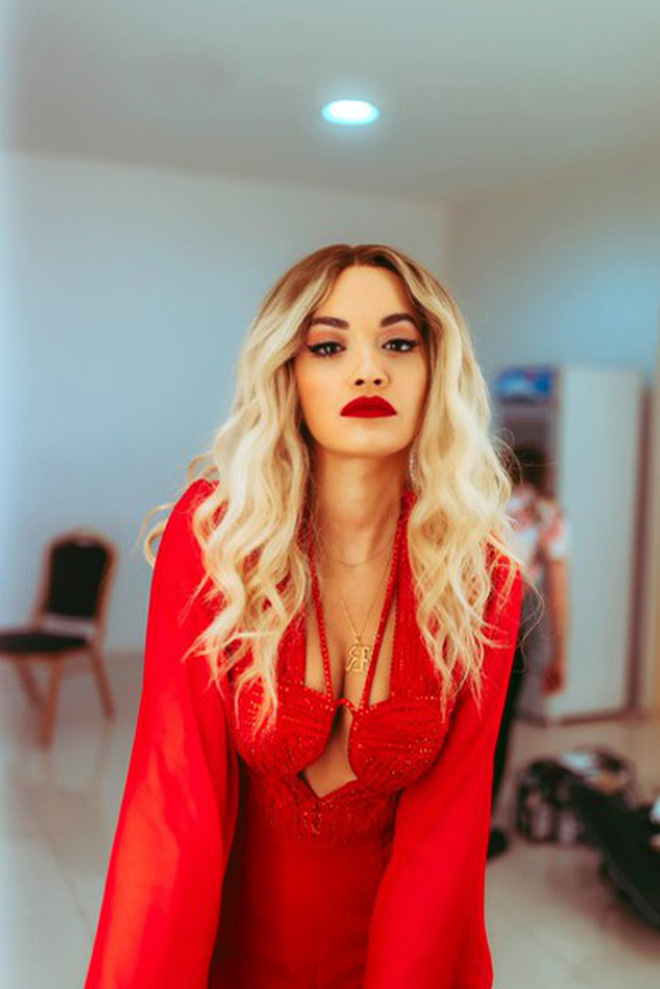 Lại thêm Rita Ora góp mặt vào list khách hàng toàn siêu sao thế giới của NTK Công Trí Lại thêm Rita Ora góp mặt vào list khách hàng toàn siêu sao thế giới của NTK Công Trí
