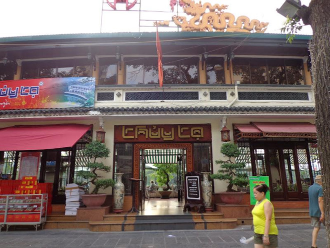 ACB bán sạch vốn khỏi hãng kem 65 năm tuổi của Hà Nội