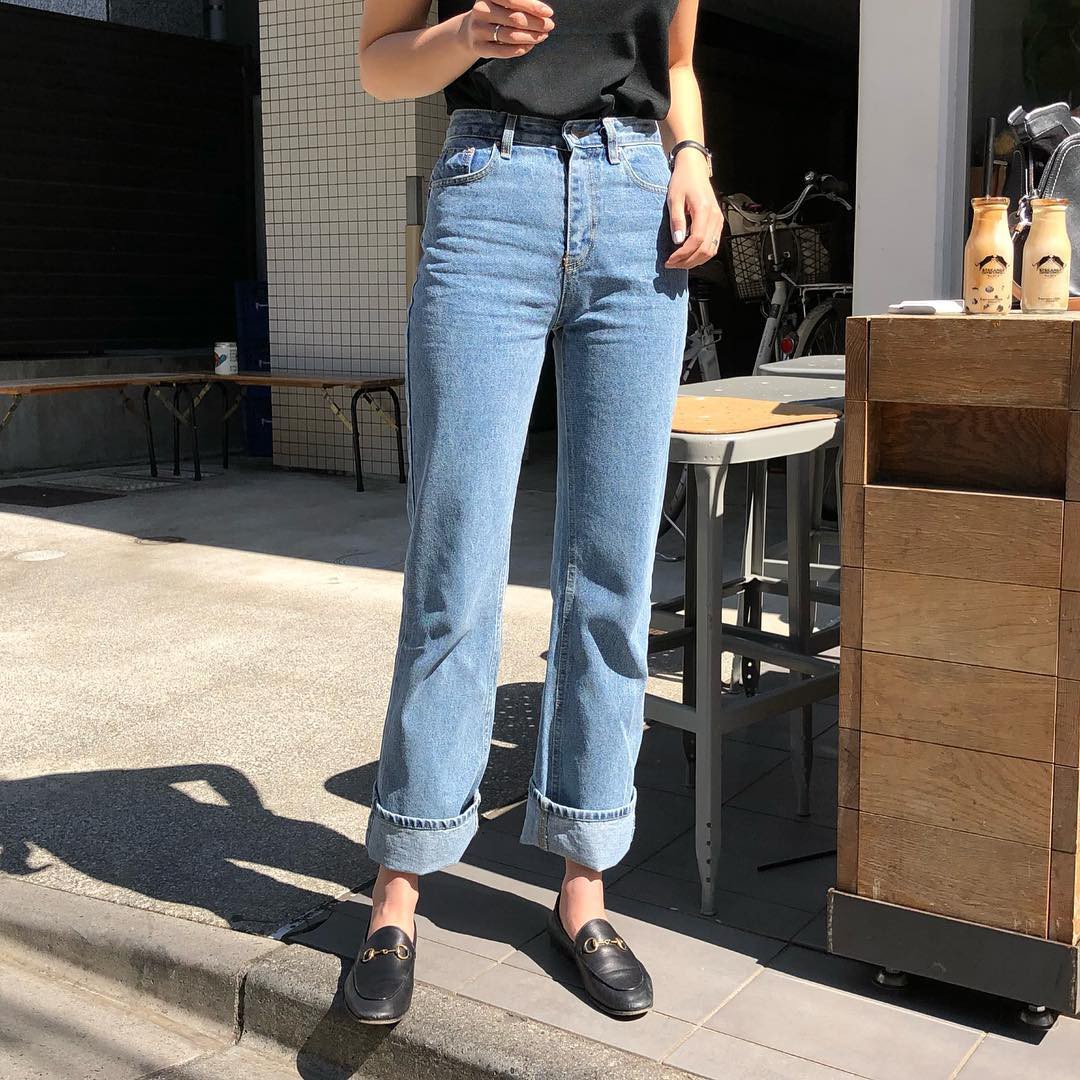 Khuyên thật lòng: Bạn đừng mix quần jeans với 3 kiểu giày dép này kẻo phí cả set đồ