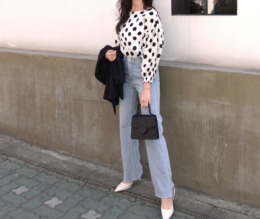 Khuyên thật lòng: Bạn đừng mix quần jeans với 3 kiểu giày dép này kẻo phí cả set đồ