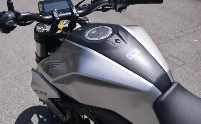 Đánh giá toàn diện môtô cỡ nhỏ 2019 Honda CB250R Đánh giá toàn diện môtô cỡ nhỏ 2019 Honda CB250R