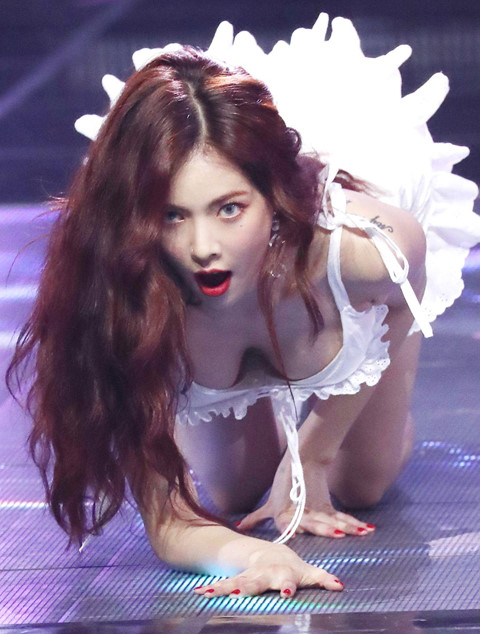 Nhóm chat sex của Seungri và ám ảnh tình dục tại Kpop Nhóm chat sex của Seungri và ám ảnh tình dục tại Kpop