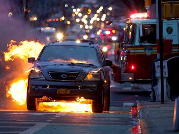 Hyundai và Kia bị điều tra dồn dập vì hàng trăm vụ cháy xe