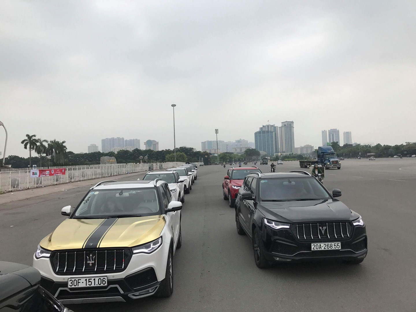 Ôtô Trung Quốc thay logo, biến hình thành xe sang Ôtô Trung Quốc thay logo, biến hình thành xe sang