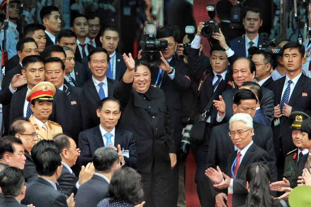 Hậu trường Thượng đỉnh Mỹ-Triều: Đổi xe, cắt đuôi báo chí như phim hành động