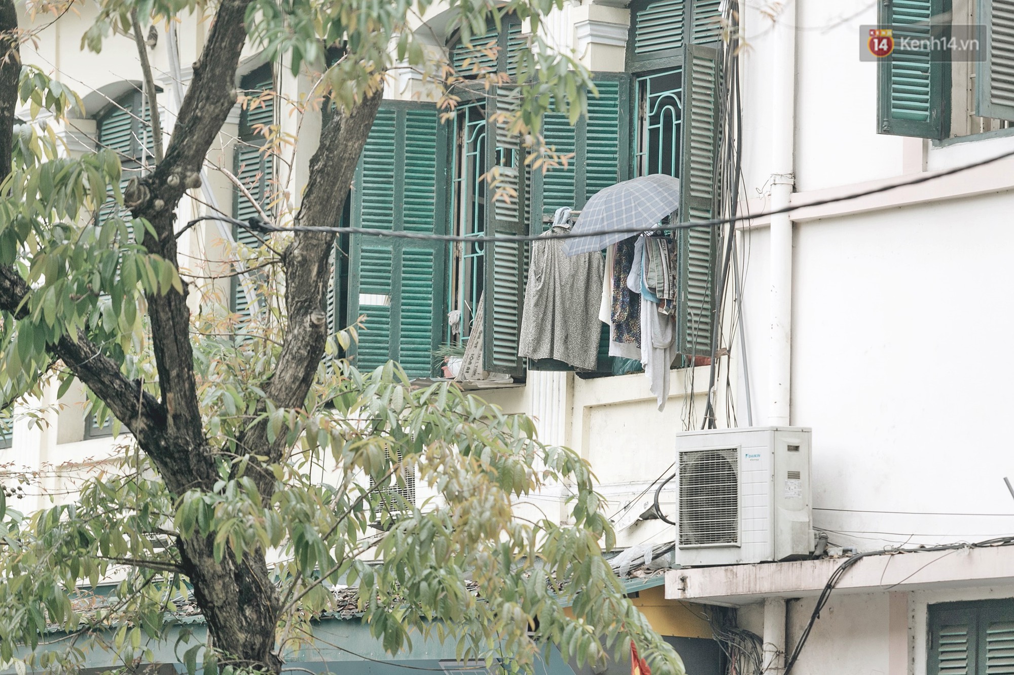 Hà Nội xuất hiện sương mù từ sáng sớm, ví như Sapa thu nhỏ