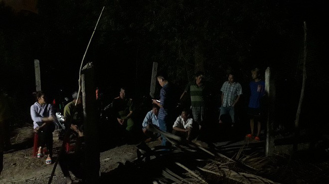 Nghi can sát hại mẹ ruột trong đêm chưa đủ 16 tuổi và nghiện game