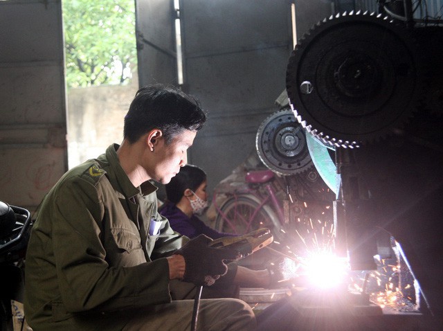 Hà Nội: Mẹ chồng khóc ngất khi con dâu mất tích cùng 4 người cháu nội suốt 1 tháng trời