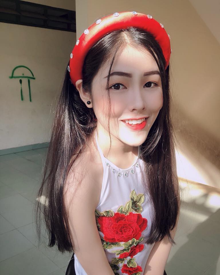 Nữ sinh nổi bật với số đo 91-64-96 của THPT Bình Hưng Hoà: Mình không ngại miệng đời vì họ chẳng nuôi mình ngày nào cả!