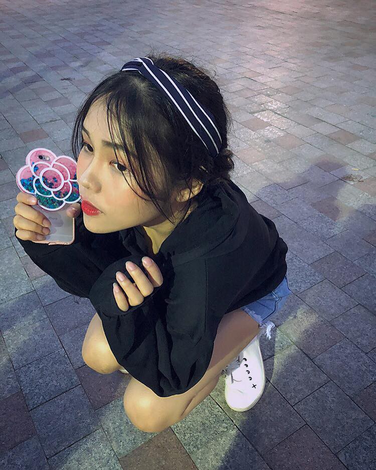 Nữ sinh nổi bật với số đo 91-64-96 của THPT Bình Hưng Hoà: Mình không ngại miệng đời vì họ chẳng nuôi mình ngày nào cả!