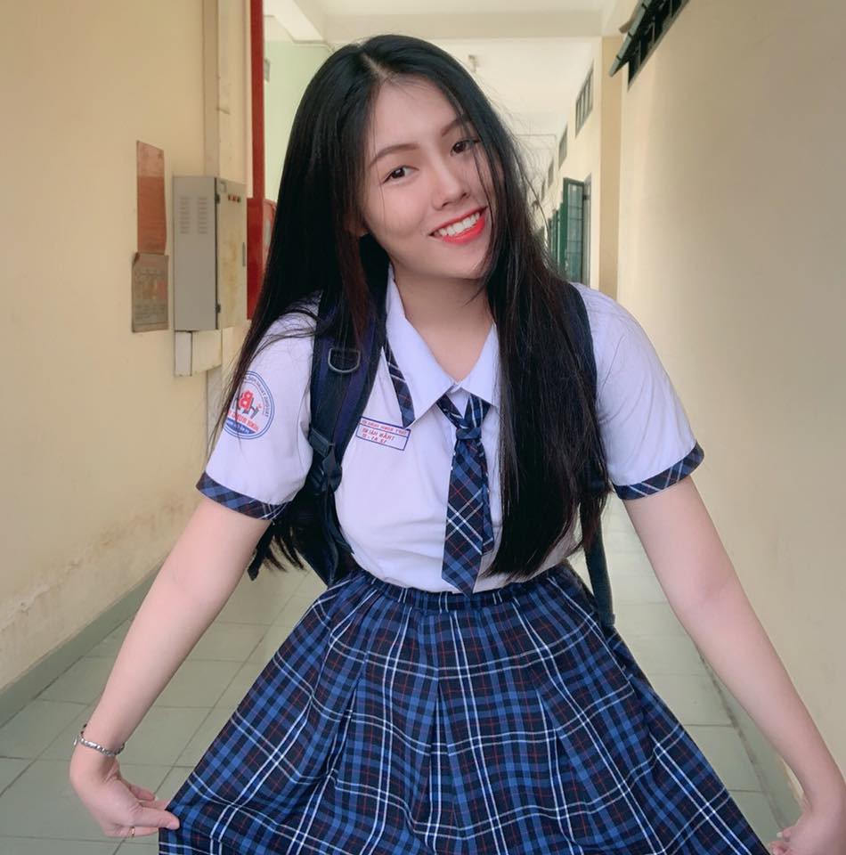 Nữ sinh nổi bật với số đo 91-64-96 của THPT Bình Hưng Hoà: Mình không ngại miệng đời vì họ chẳng nuôi mình ngày nào cả!