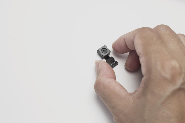 Để không trở thành nạn nhân của clip quay lén như vụ Seungri, chị em nên đề phòng bằng các cách dưới đây