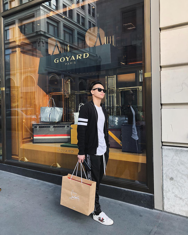 Club bạn trai hot girl Việt: Toàn những gương mặt điển trai, giàu có và cuộc sống ngập tràn đồ hiệu Club bạn trai hot girl Việt: Toàn những gương mặt điển trai, giàu có và cuộc sống ngập tràn đồ hiệu