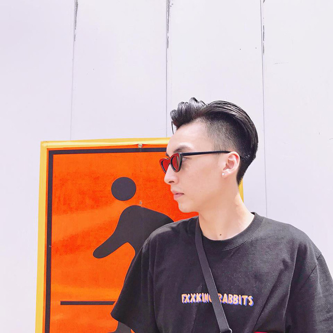 Club bạn trai hot girl Việt: Toàn những gương mặt điển trai, giàu có và cuộc sống ngập tràn đồ hiệu Club bạn trai hot girl Việt: Toàn những gương mặt điển trai, giàu có và cuộc sống ngập tràn đồ hiệu