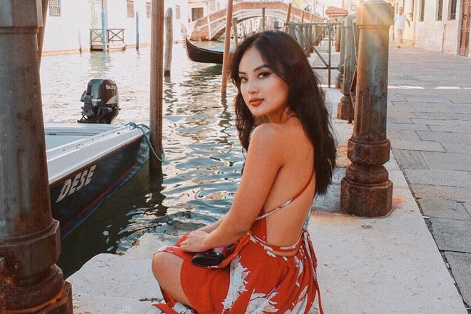 4 hot girl phòng gym nóng bỏng và gợi cảm hết phần người khác