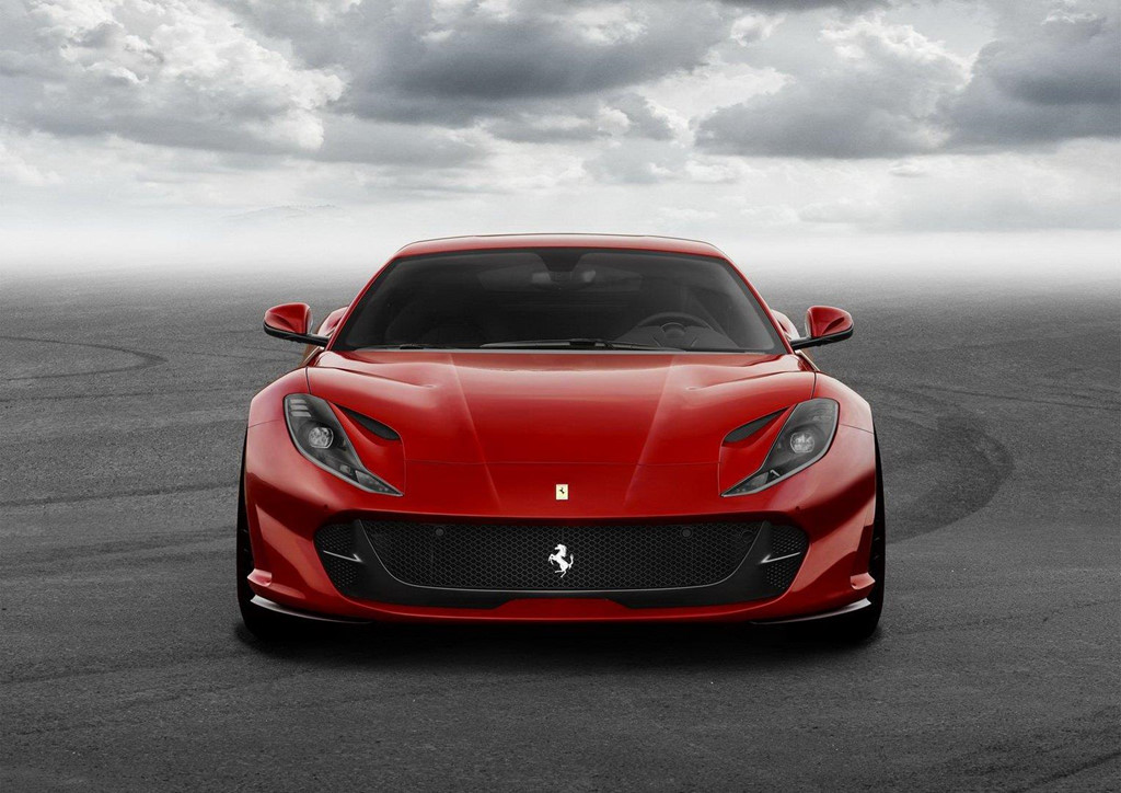 Hàng nghìn siêu xe Ferrari có nguy cơ bốc cháy vì rò rỉ nhiên liệu