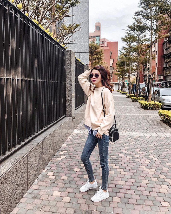 Street style Châu Á: Có 15 set đồ thì quá nửa là cách kết hợp cực dễ mà bạn có thể áp dụng ngay