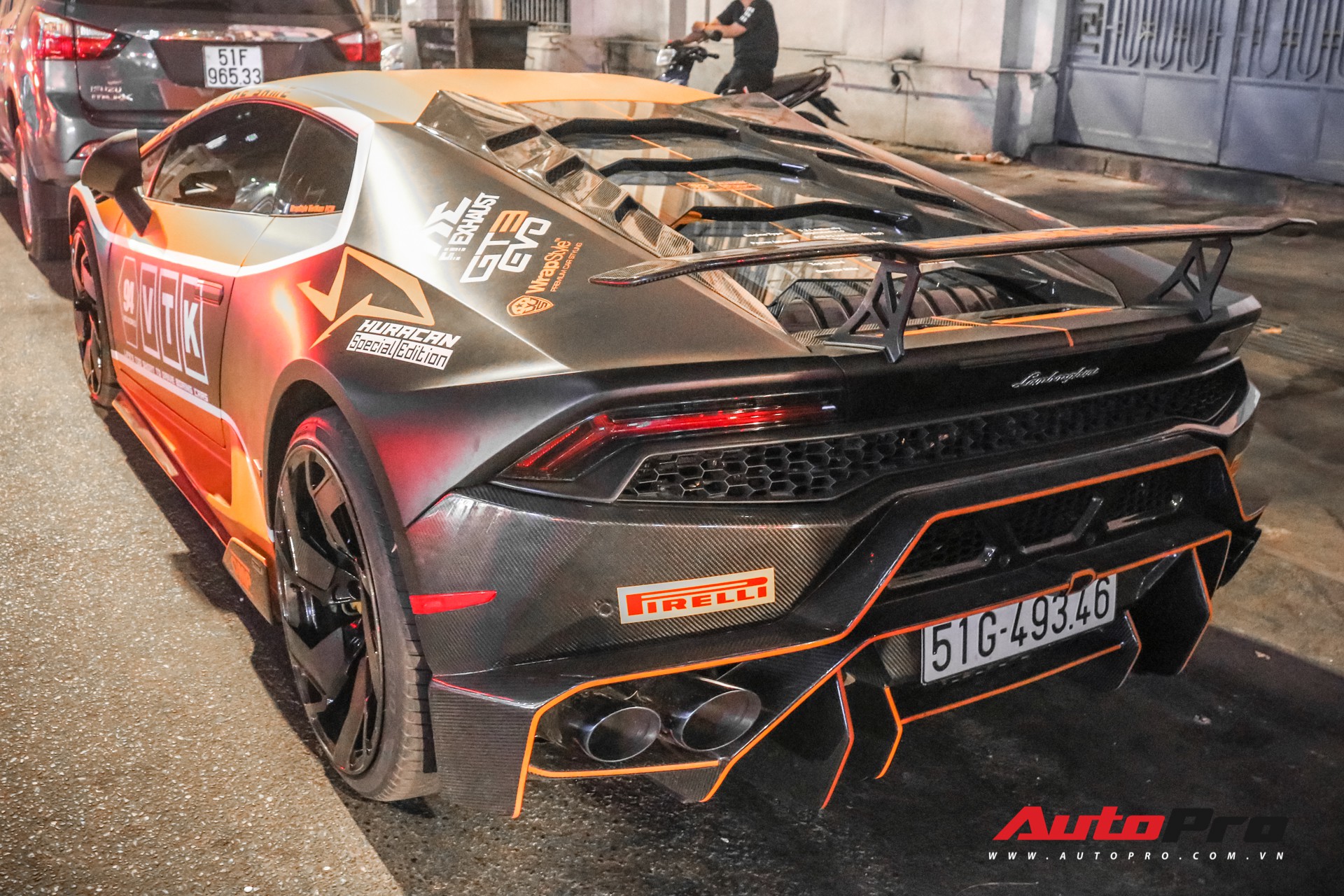 Từ hồng phấn điệu đà, đại gia Bạc Liêu lên màu áo mới cực hầm hố cho Lamborghini Huracan độc nhất Việt Nam Từ hồng phấn điệu đà, đại gia Bạc Liêu lên màu áo mới cực hầm hố cho Lamborghini Huracan độc nhất Việt Nam