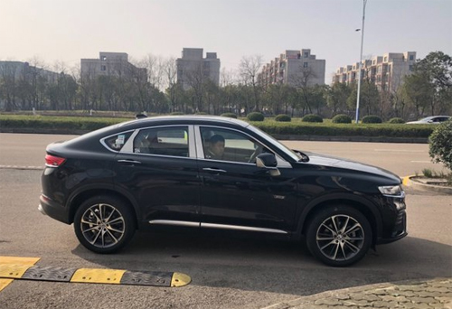 Geely FY11 - SUV Trung Quốc tràn ngập công nghệ Geely FY11 - SUV Trung Quốc tràn ngập công nghệ