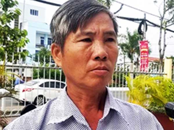 Ông ve chai được thi hành bản án chia đôi tờ vé số độc đắc