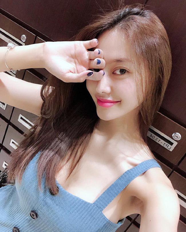 Sau hàng loạt lùm xùm với Lý Phương Châu và ông bầu Khắc Tiệp, Linh Chi bất ngờ tuyên bố mình chưa từng sống sai