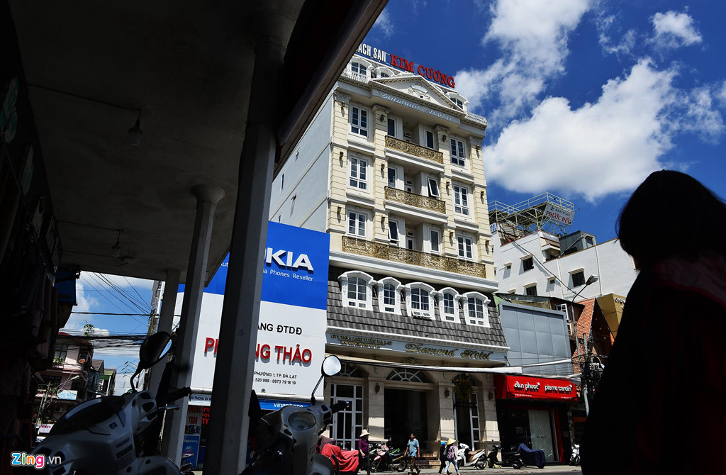 Hiện trạng khu trung tâm Hòa Bình sắp bị phá bỏ của Đà Lạt