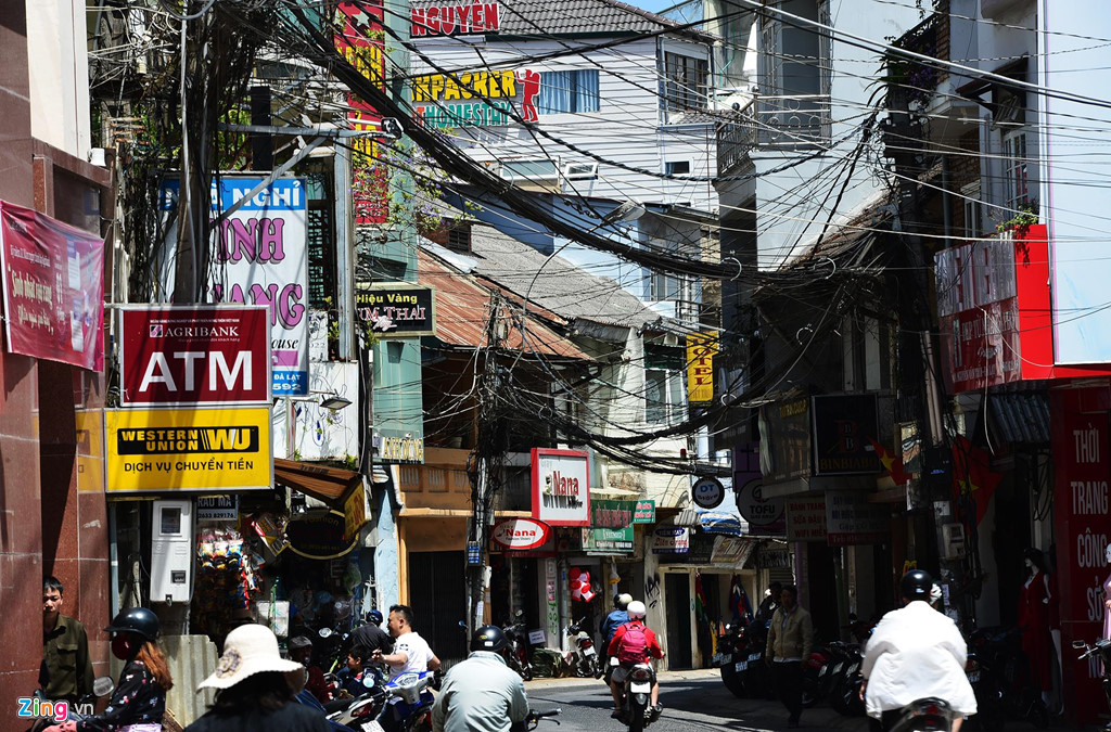 Hiện trạng khu trung tâm Hòa Bình sắp bị phá bỏ của Đà Lạt